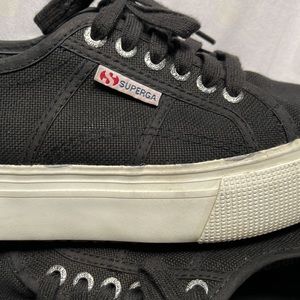 Superga platform sneaker black size 8